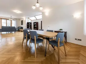 Pronájem rodinného domu, Praha - Nebušice, Požárnická, 350 m2