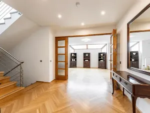 Pronájem rodinného domu, Praha - Nebušice, Požárnická, 350 m2