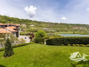 Prodej bytu 4+kk, Kavarna, Bulharsko, 175 m2