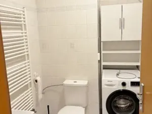 Pronájem bytu 1+kk, Praha, Počernická, 35 m2