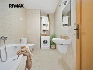 Prodej bytu 2+kk, Brno, Podbělová, 43 m2
