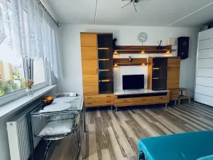 Pronájem bytu 1+1, Praha - Hostivař, Chudenická, 39 m2