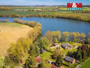 Prodej pozemku pro bydlení, Bystřice, 819 m2