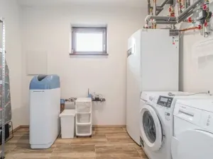 Prodej rodinného domu, Cvrčovice, Školní, 158 m2