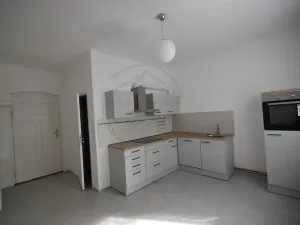 Pronájem bytu 2+1, Jeseník, Rejvízská, 48 m2