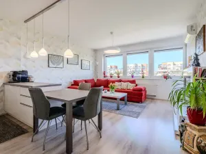 Prodej bytu 2+kk, Praha, Tupolevova, 55 m2