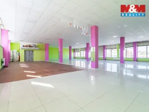Prodej obchodního prostoru, Žďár nad Sázavou, nám. Republiky, 500 m2
