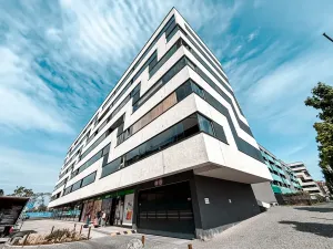 Pronájem bytu 2+kk, Praha - Holešovice, U průhonu, 51 m2