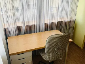 Pronájem bytu 1+kk, Praha - Holešovice, U Pergamenky, 28 m2