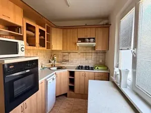 Prodej bytu 3+1, Cheb, 17. listopadu, 65 m2