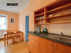 Prodej ubytování, Lipová-lázně, 703 m2