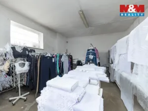 Pronájem obchodního prostoru, Slavkov u Brna, Palackého náměstí, 134 m2
