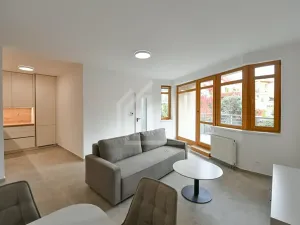 Prodej bytu 2+kk, Praha - Košíře, Naskové, 60 m2