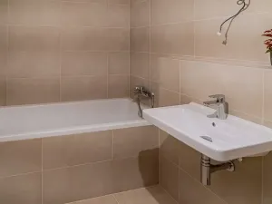Prodej bytu 4+kk, Znojmo, Jarošova, 110 m2