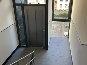 Pronájem bytu 1+kk, Praha - Žižkov, Hartigova, 35 m2
