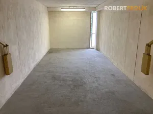 Pronájem garáže, Praha - Liboc, Navigátorů, 18 m2