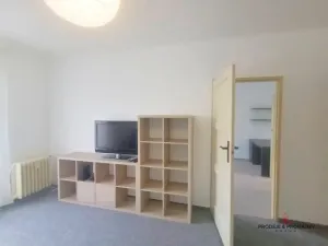 Pronájem bytu 2+1, Praha, Eliášova, 82 m2