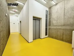 Pronájem bytu 2+kk, Plzeň, U Borského parku, 51 m2