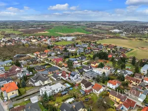 Pronájem atypického bytu, Praha - Šeberov, Na proutcích, 33 m2