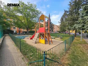 Pronájem bytu 2+1, Praha - Radotín, Sídliště, 50 m2