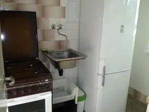 Pronájem bytu 1+kk, Praha - Břevnov, Nad Kajetánkou, 35 m2