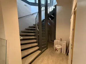 Pronájem obchodního prostoru, Praha - Staré Město, Revoluční, 93 m2