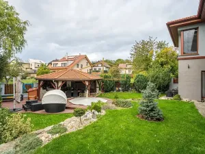 Prodej rodinného domu, Praha - Kolovraty, V Tehovičkách, 521 m2