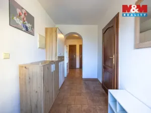 Prodej rodinného domu, Korozluky, 200 m2