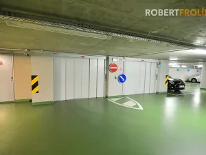 Pronájem garážového stání, Praha - Bubeneč, Jilemnického, 12 m2