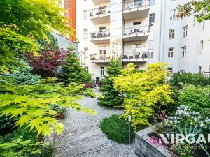 Pronájem bytu 1+kk, Praha - Nové Město, Tyršova, 30 m2