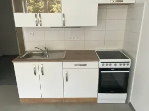 Pronájem bytu 1+kk, Třeboň, Nádražní, 31 m2