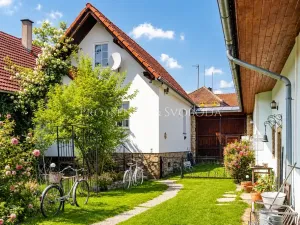 Prodej ubytování, Číměř, 650 m2