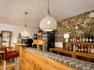 Prodej ubytování, Číměř, 650 m2