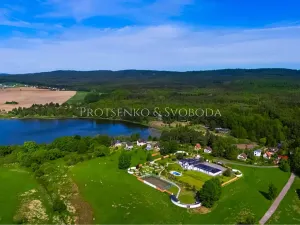 Prodej ubytování, Rosovice, 900 m2