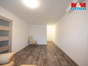 Pronájem bytu 2+1, Hradec Králové - Věkoše, Lomená, 58 m2