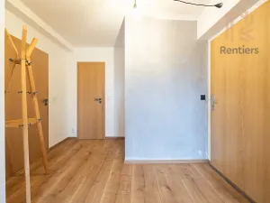 Prodej bytu 3+kk, Praha - Běchovice, Českobrodská, 94 m2