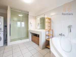 Prodej bytu 3+kk, Praha - Běchovice, Českobrodská, 94 m2