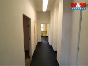 Pronájem obchodního prostoru, Praha - Holešovice, Ortenovo náměstí, 77 m2