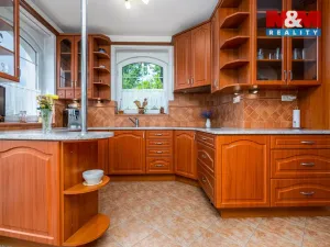 Prodej rodinného domu, Přerov nad Labem, 236 m2