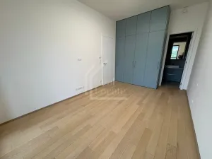Pronájem bytu 2+kk, Praha - Holešovice, Jankovcova, 69 m2