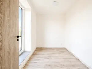 Pronájem bytu 3+kk, Milovice - Mladá, Slepá, 42 m2