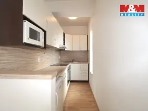 Pronájem bytu 1+kk, Kolín, Roháčova, 29 m2