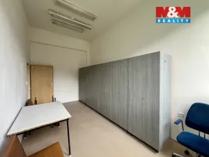 Pronájem výrobních prostor, Město Albrechtice, L. Janáčka, 410 m2