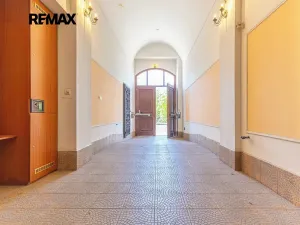 Prodej bytu 3+kk, Praha - Nové Město, Masarykovo nábřeží, 92 m2