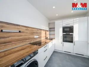 Prodej bytu 3+1, Ústí nad Labem - Severní Terasa, Svojsíkova, 68 m2