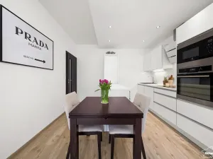 Prodej bytu 2+kk, Praha - Stodůlky, Svitákova, 49 m2