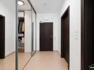 Prodej bytu 2+kk, Praha - Stodůlky, Svitákova, 49 m2