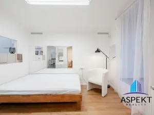 Pronájem bytu 1+kk, Praha - Žižkov, Ondříčkova, 32 m2