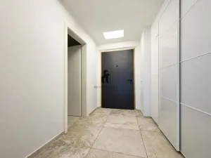 Pronájem bytu 1+kk, Praha - Libeň, Smrčkova, 32 m2