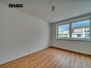 Pronájem rodinného domu, Červené Pečky, Hrabáňova, 213 m2